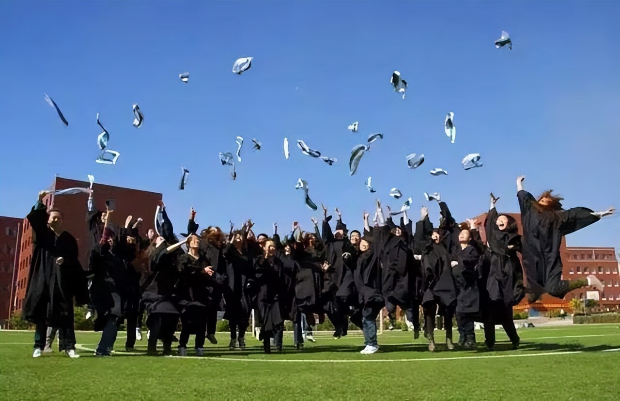 体制内+双轨制|上海16区民办初中学校大全